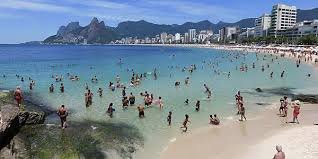 Confira as praias liberadas para banhistas no fim de semana e feriado