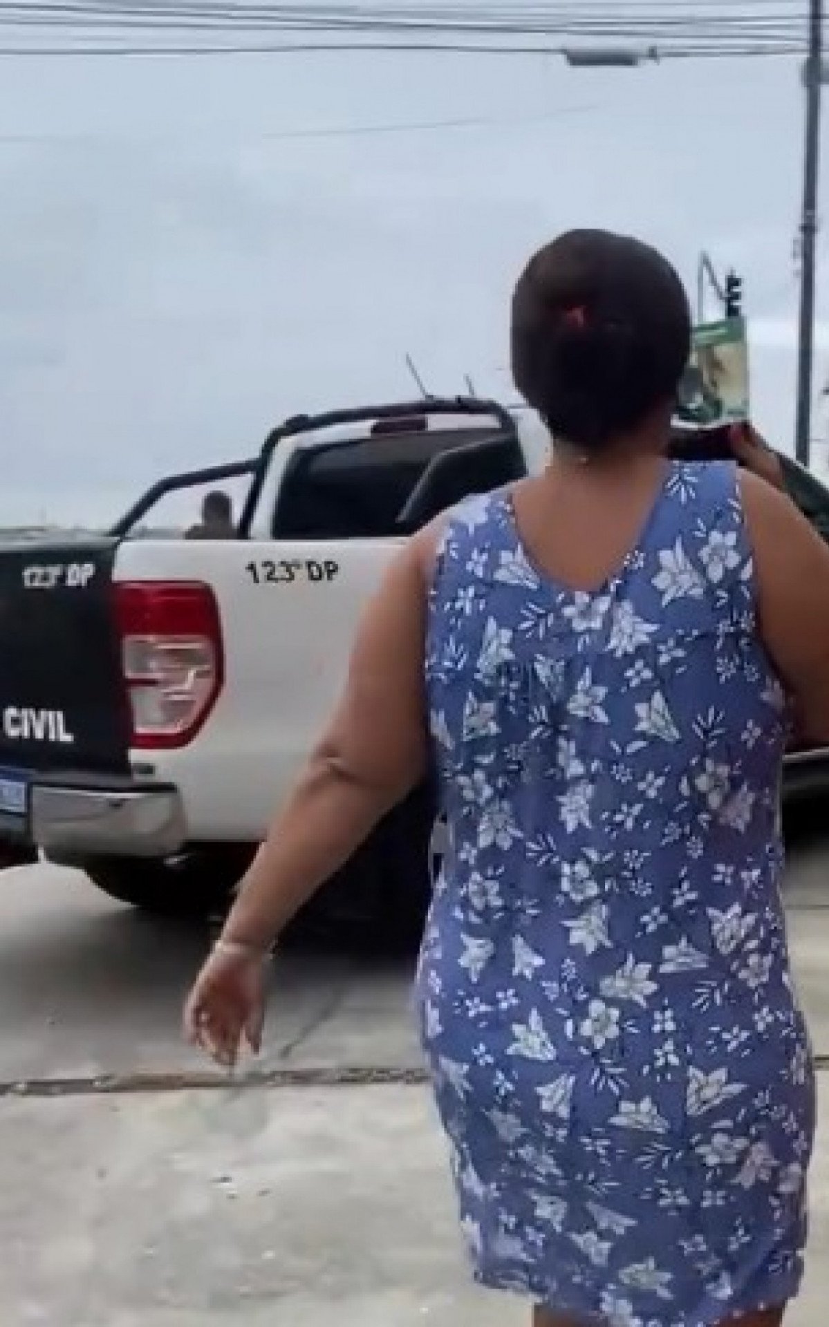 Mulher é detida em Macaé após aplicar golpe em idoso
