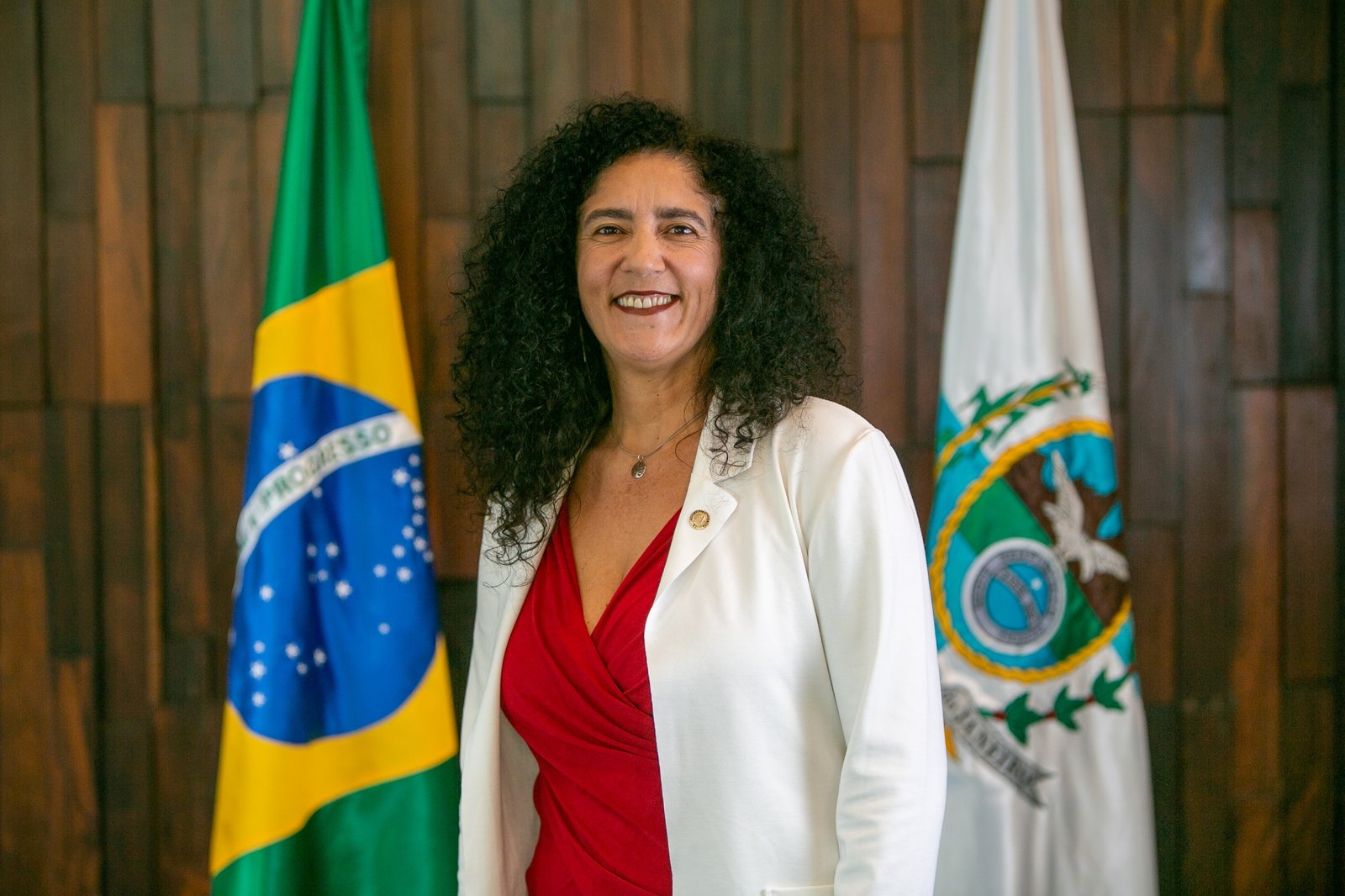 Milhões na mira: esquema de contratações da UERJ "volta a assombrar políticos fluminenses"