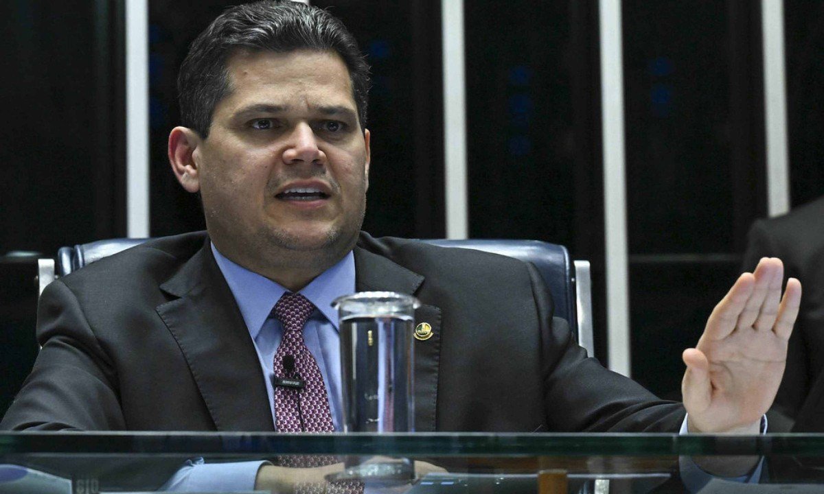 Alcolumbre afirma que não vai pautar impeachment de Moraes