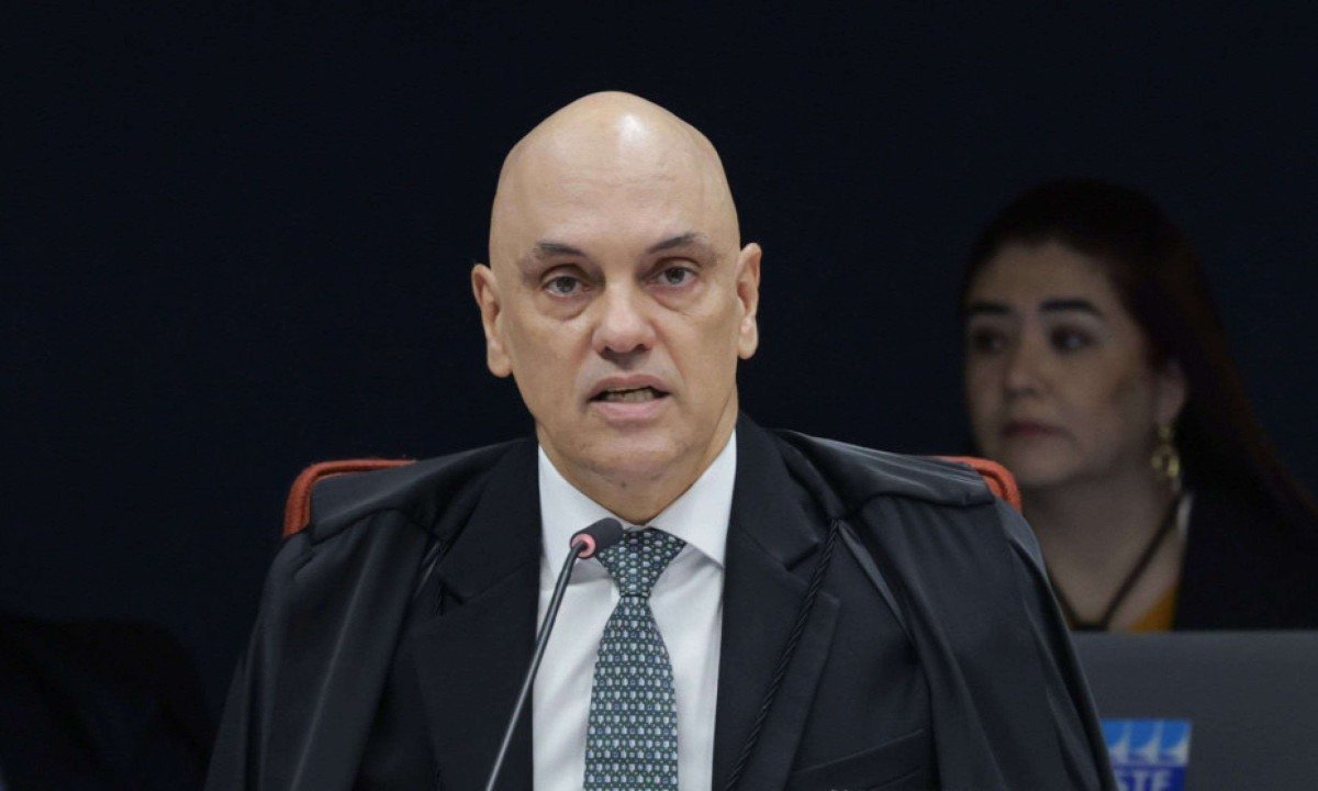 ‘Não faltará coragem ao STF’, diz Moraes no julgamento de ex-presidente